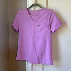 Catarina One-Pocket scrub top & Kade Cargo scrub pants